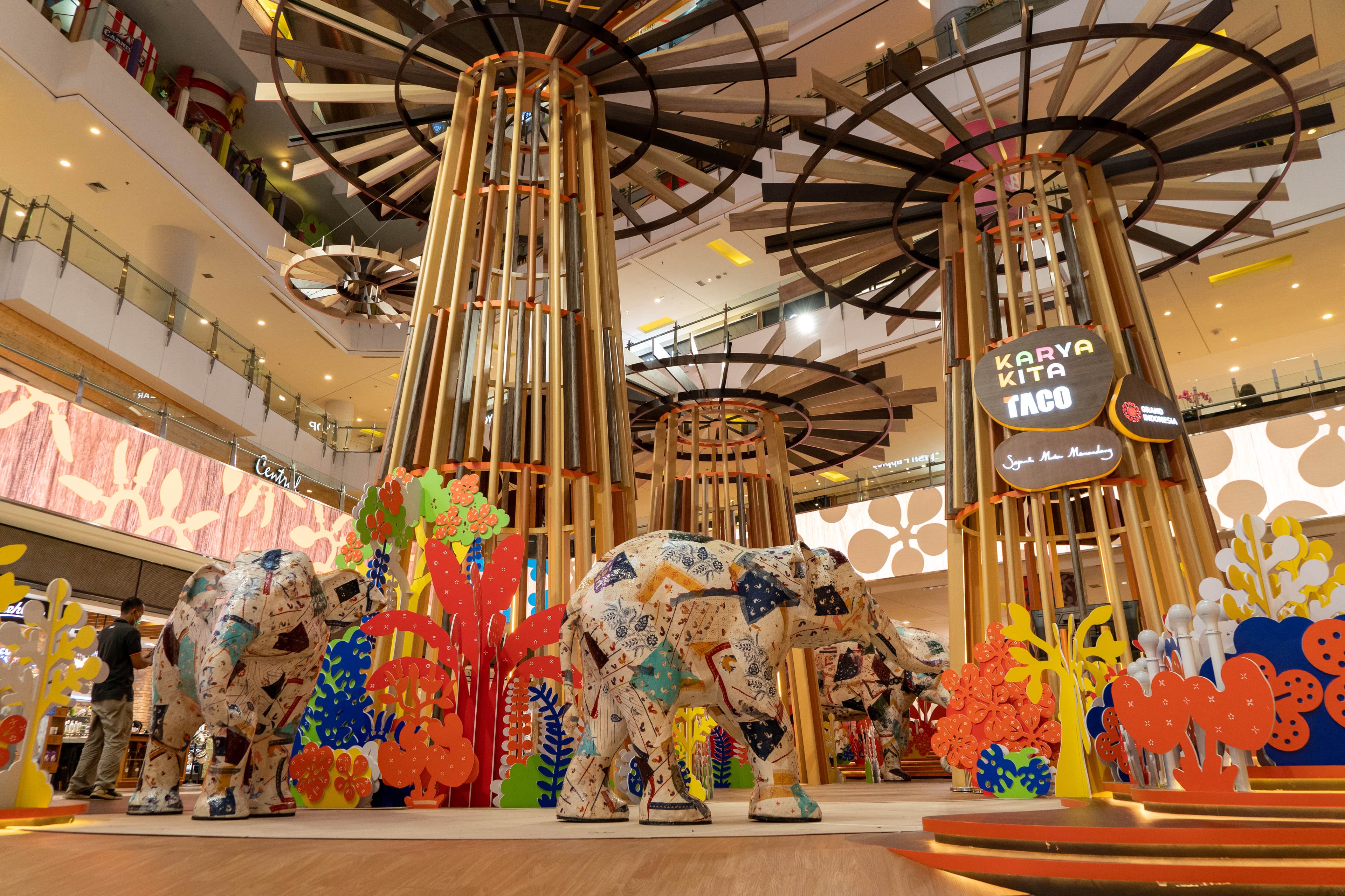 Pameran Kolaborasi Kreativitas Karya Kita Kembali Hadir dengan Instalasi yang Bertajuk ‘Rumah Kita’